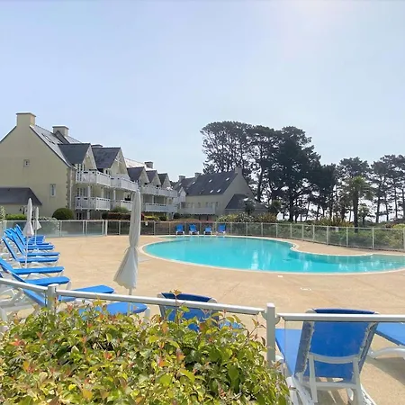 Fouesnant, Pieds Dans L'eau, Vue Mer, Piscine Chauffee *